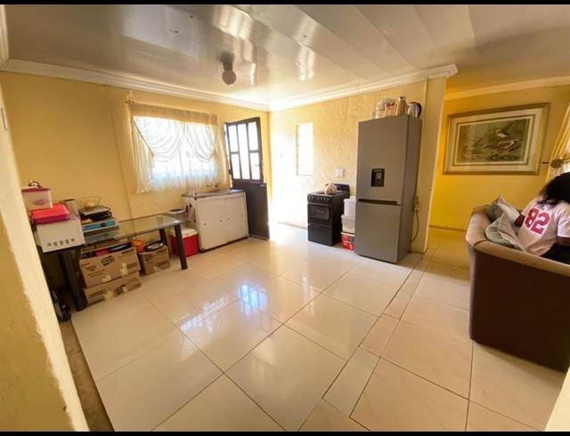 3 BEDROOM HOUSE FOR SALE IN GLEN RIDGE